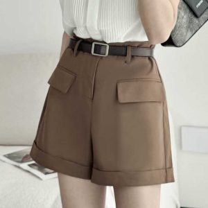 High-End Khaki Shorts with Belt, A-Line Wide-Leg Pants, Casual Loose Fit Shorts with Pockets - Versatile Everyday Style
