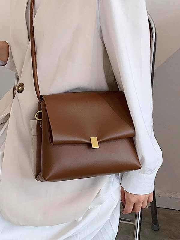 High-End Light Luxury Women's Water-Resistant Crossbody Bag - Versatile Spring 2025 Commuting & Travel Shoulder Bag High-End Light Luxury Women's Water-Resistant Crossbody Bag - Versatile Spring 2025 Commuting & Travel Shoulder Bag