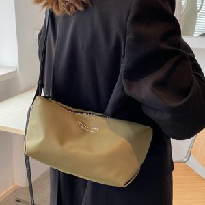 High-End Lightweight Nylon Crossbody Bag for Women - Portable Commuting Travel Style with Wide Strap