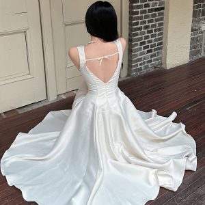 High-End Minimalist Backless Spaghetti Strap Evening Dress with Fishbone Detail | Spring & Autumn Fashion