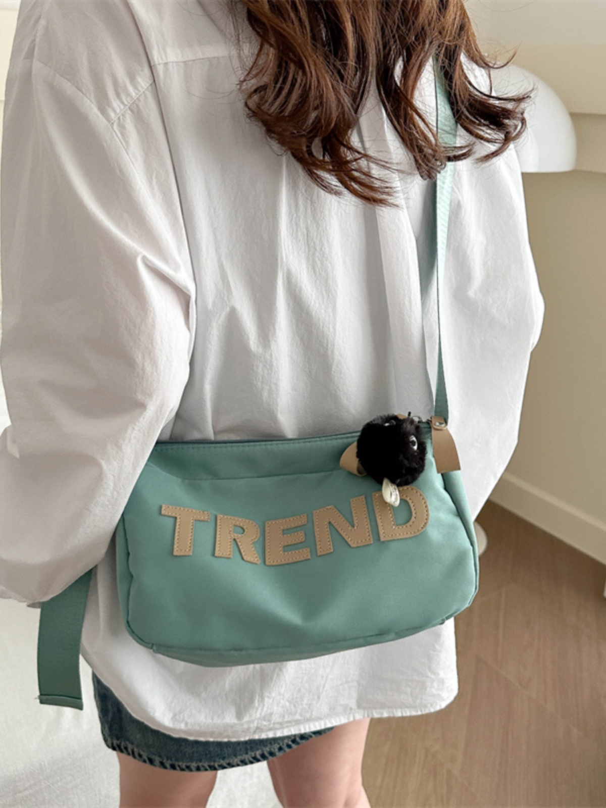 High-End Nylon Women's Crossbody Bag 2025 - Large Capacity Toast Pillow Design with Wide Shoulder Strap High-End Nylon Women's Crossbody Bag 2025 - Large Capacity Toast Pillow Design with Wide Shoulder Strap