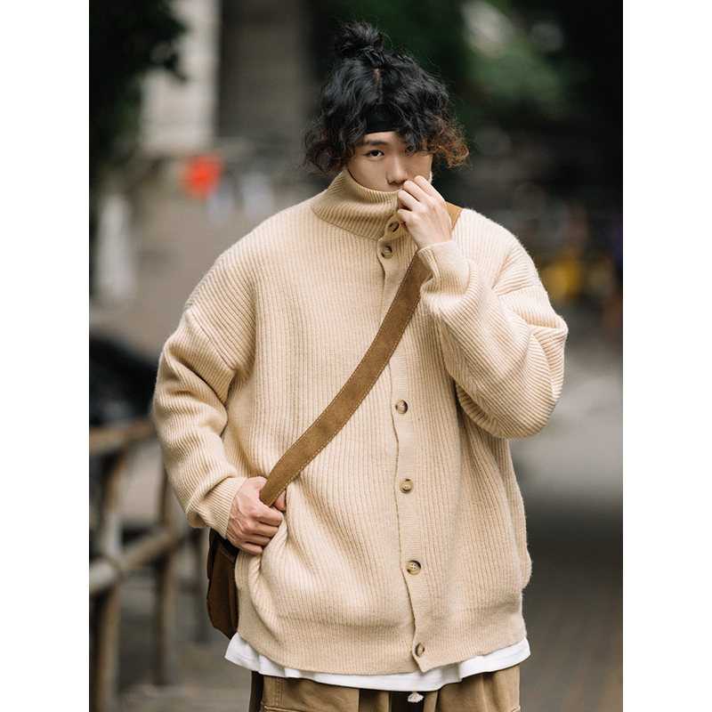 High-End Retro Button Cardigan Sweater for Men and Women, Japanese-Style High-Neck Knitwear, Warm Couple Fashion