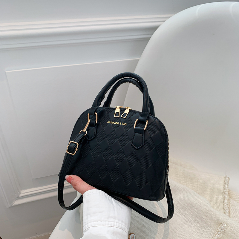 High-End Women's Textured Crossbody Bag - Versatile Retro Commuting Handbag in Niche Shell Design, Trendy 2025 Style