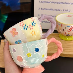 High-Quality Girls' Ceramic Drinking Cup with Underglaze Color and Spoon for Yogurt and Oatmeal Breakfast