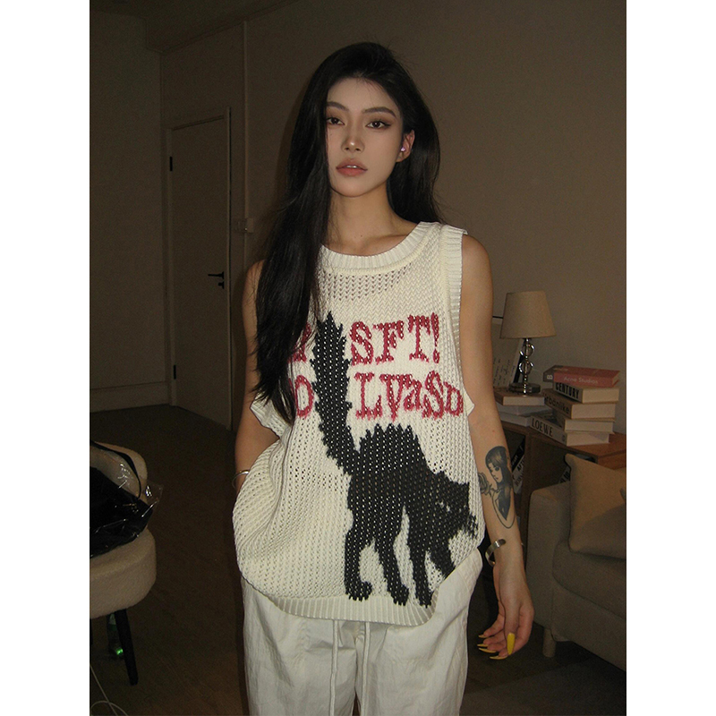 High Street Hollow-Out Vest for Women - Summer Cat Jacquard Knitted Top, Loose Hip-Hop Style, American 90s Fashion
