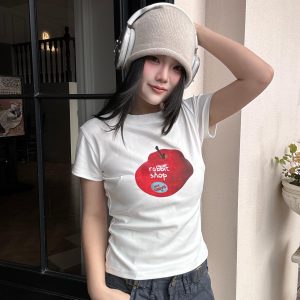 High-Stretch Slim Fit Short-Sleeve T-Shirt for Women with Fun Apple Print - Korean Style Cotton Top