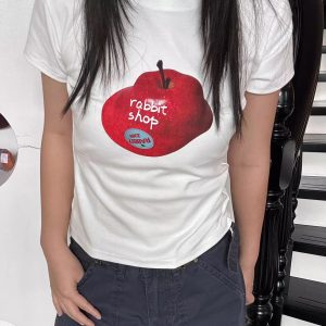 High-Stretch Slim Fit Short-Sleeve T-Shirt for Women with Fun Apple Print - Korean Style Cotton Top