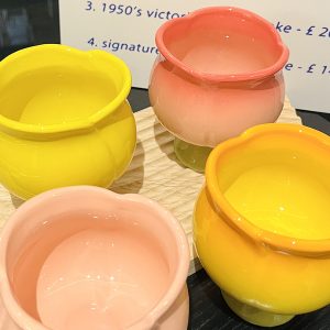 High-Value Peach Ceramic Water Cup with Spoon - Cute Girls' High-Footed Ice Cream Dessert Mug