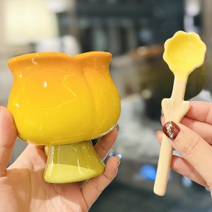 High-Value Peach Ceramic Water Cup with Spoon - Cute Girls' High-Footed Ice Cream Dessert Mug