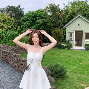 High Waist A-Line Short Skirt for Tall Women - Elegant Spring Summer Dress with Square Neck and Spaghetti Straps, Slimming Fit