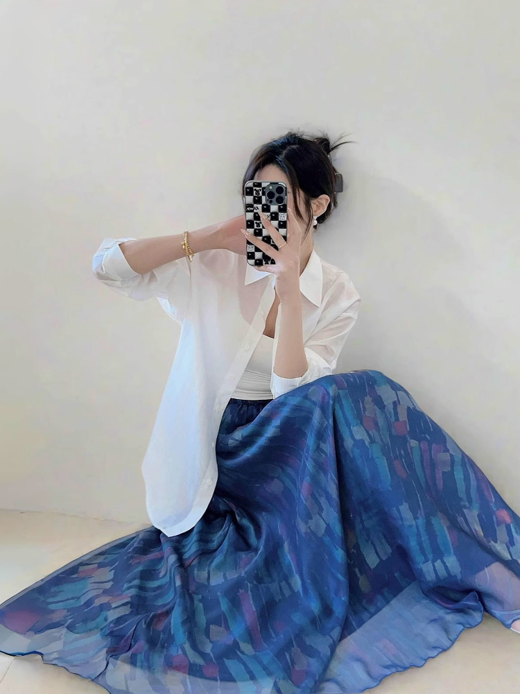 High Waist Colorful Printed Chiffon Skirt for Women - Glossy Long Hem Spring/Summer 2025 Fashion, Ground-Dragging Design High Waist Colorful Printed Chiffon Skirt for Women - Glossy Long Hem Spring/Summer 2025 Fashion, Ground-Dragging Design