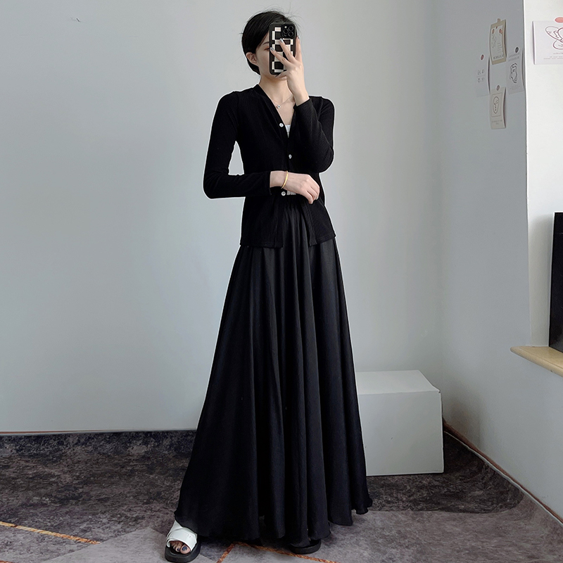 High-Waisted A-Line Long Skirt in Wrinkle-Resistant Cotton-Linen, Solid Color, Large Swing, Slimming Design for Spring & Summer High-Waisted A-Line Long Skirt in Wrinkle-Resistant Cotton-Linen, Solid Color, Large Swing, Slimming Design for Spring & Summer