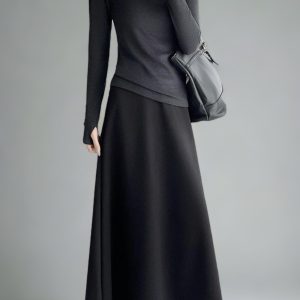 High-Waisted A-Line Long Skirt with Elastic Waist, Loose Fit, Zipper - Versatile Casual Floor-Length Skirt for Spring and Summer