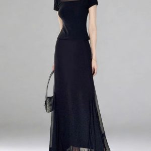 High-Waisted Black Fishtail A-Line Skirt for Women - Slimming, Versatile Design for Spring/Summer 2025, High Elasticity Fashion Essential