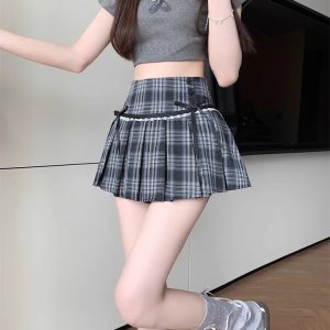 High-Waisted Black Plaid Pleated Skirt for Women - Plus Size Summer A-Line Bow Checkered Short Skirt, Anti-Exposure American Style