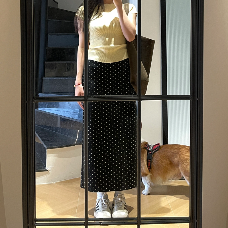 High-Waisted Black Polka Dot Midi Skirt for Women - Plus Size, Slimming Chiffon A-Line for Summer 2025, Trendy and Stylish