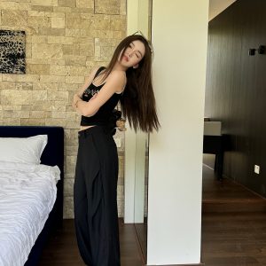 High-Waisted Black Wide-Leg Trousers - Lightweight Versatile Casual Pants for Spring & Summer Fashion