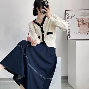 High-Waisted Color-Blocked A-Line Denim Skirt with Zipper - Flattering Flared Design for Spring and Summer 2025