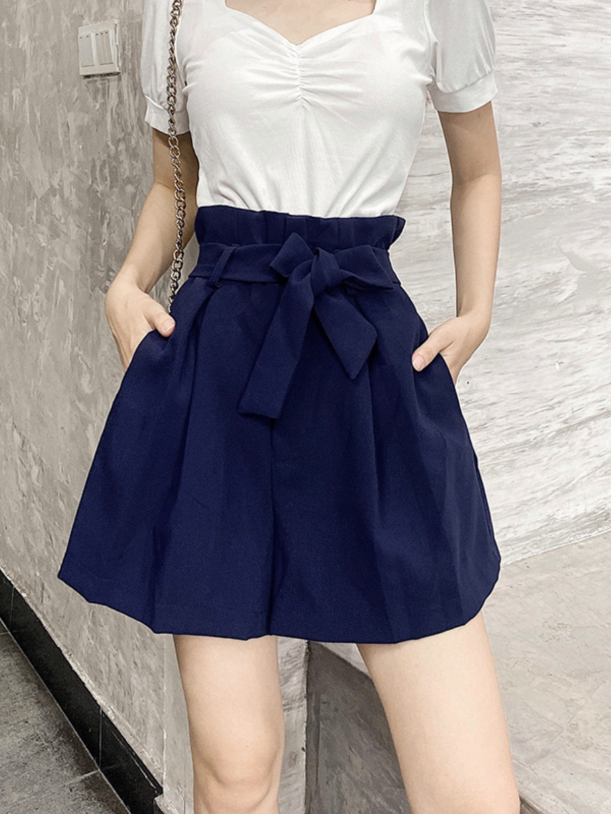 High-Waisted Floral Bud Skirt Pants with Drawstring Waist, Pockets, Ruffled Hem, A-Line Wide-Leg Shorts for Spring/Summer Fashion High-Waisted Floral Bud Skirt Pants with Drawstring Waist, Pockets, Ruffled Hem, A-Line Wide-Leg Shorts for Spring/Summer Fashion