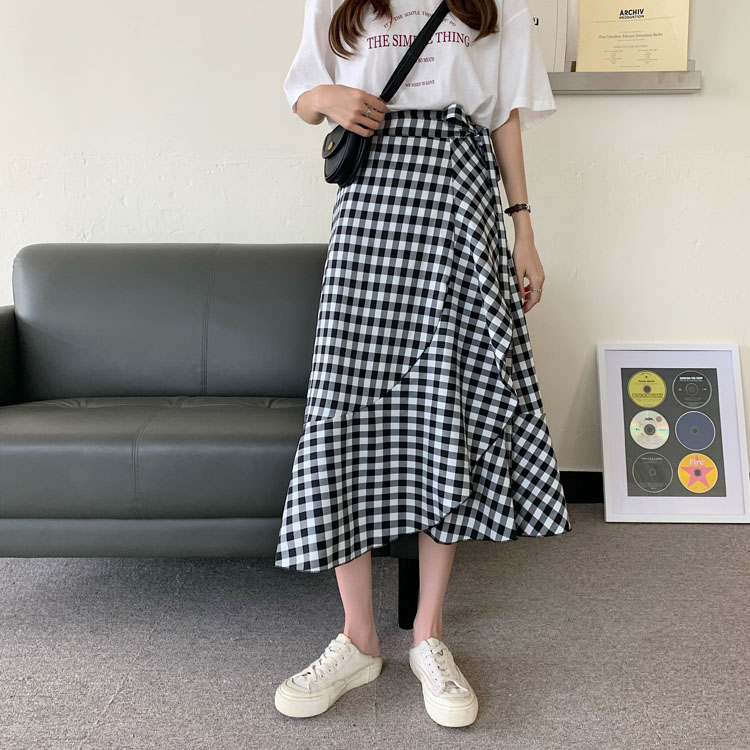 High-Waisted Irregular A-Line Plaid Skirt for Women with Curvy Hips and Thighs - Summer Fashion Essential