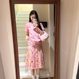 High-Waisted Pink Floral Midi Skirt for Women - Retro A-Line Pleated Style, Versatile and Flattering for 90s and Y2K Fashion