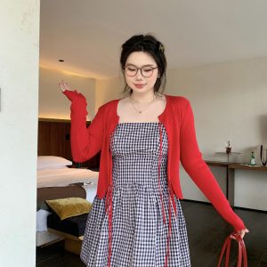 High-Waisted Plaid Dress with Backless Bow, French Vintage Romantic Style, Carefree Fit, Perfect for 90s and Y2K Fashion Lovers