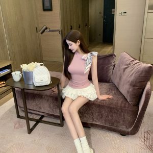 High-Waisted Pleated Short Skirt for Women - Slimming White Cake Skirt, Y2K Internet Celebrity Style