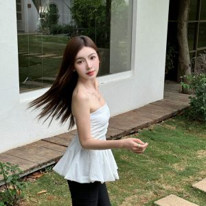 High-Waisted Pleated Slim-Fit Strapless Tank Top with Floral Skirt Hem - Lightweight Summer Style