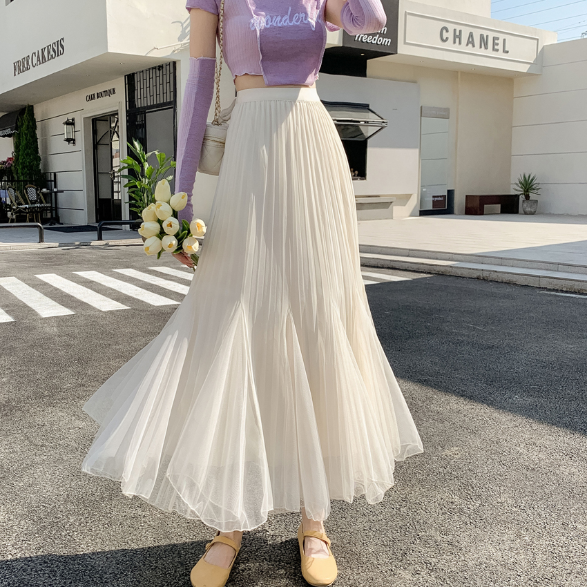 High-Waisted Retro Apricot Tulle Mermaid Skirt for Women, Fluffy A-Line with Draping Effect, Irregular Design, Slimming Fit High-Waisted Retro Apricot Tulle Mermaid Skirt for Women, Fluffy A-Line with Draping Effect, Irregular Design, Slimming Fit