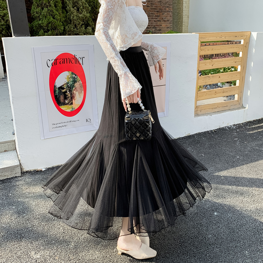 High-Waisted Retro Apricot Tulle Mermaid Skirt for Women, Fluffy A-Line with Draping Effect, Irregular Design, Slimming Fit High-Waisted Retro Apricot Tulle Mermaid Skirt for Women, Fluffy A-Line with Draping Effect, Irregular Design, Slimming Fit