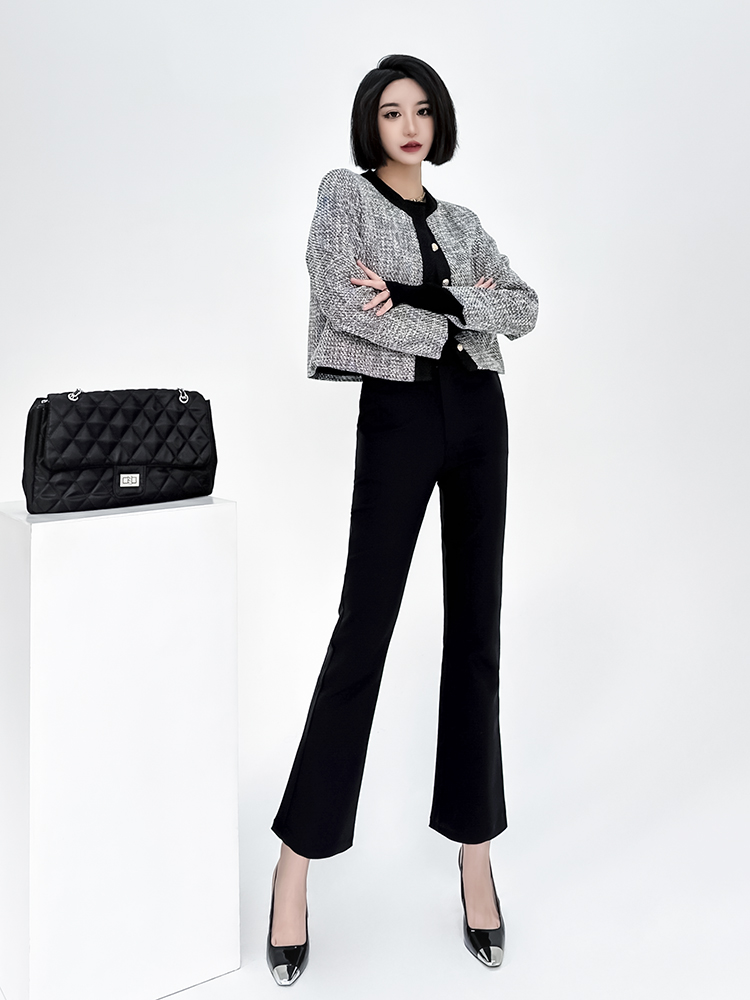 High-Waisted Slim Black Nine-Point Trousers for Women - Lightweight Flared Pants in Korean Style for Spring, Autumn, and Summer High-Waisted Slim Black Nine-Point Trousers for Women - Lightweight Flared Pants in Korean Style for Spring, Autumn, and Summer