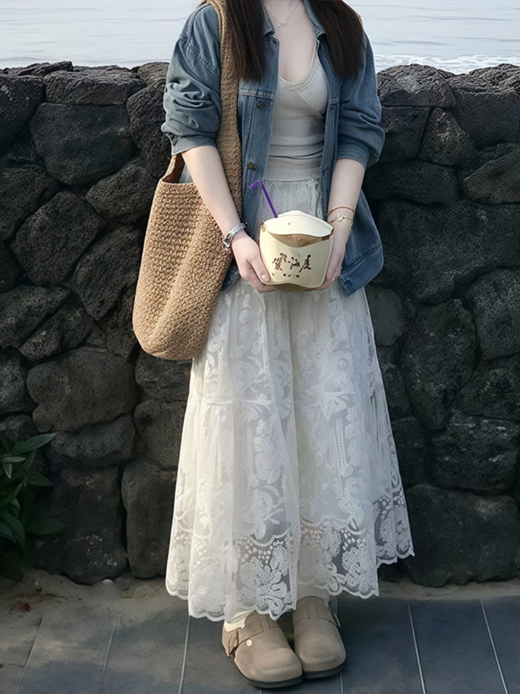 High-Waisted White Lace Tulle Half-Length Skirt for Women, Slimming A-Line Design, Summer 2025 Fashion, Perfect for Effortless Style High-Waisted White Lace Tulle Half-Length Skirt for Women, Slimming A-Line Design, Summer 2025 Fashion, Perfect for Effortless Style