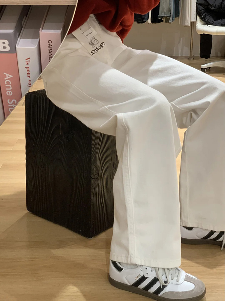 High-Waisted White Straight-Leg Loose Jeans for Women, Plus Size, Flattering Wide-Leg Style, 2025 Trendy Fashion High-Waisted White Straight-Leg Loose Jeans for Women, Plus Size, Flattering Wide-Leg Style, 2025 Trendy Fashion