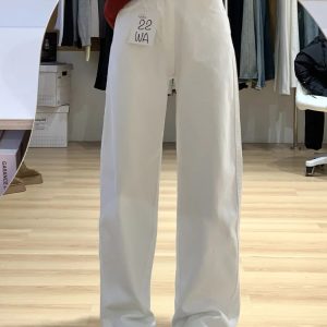 High-Waisted White Straight-Leg Loose Jeans for Women, Plus Size, Flattering Wide-Leg Style, 2025 Trendy Fashion