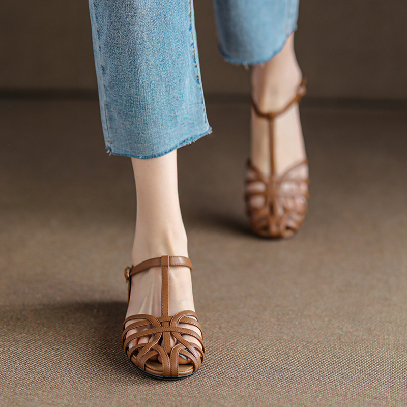 Hollow Woven Flat Roman Sandals for Women - Retro Summer Baotou Style, Italian Corso Venezia Inspired Hollow Woven Flat Roman Sandals for Women - Retro Summer Baotou Style, Italian Corso Venezia Inspired