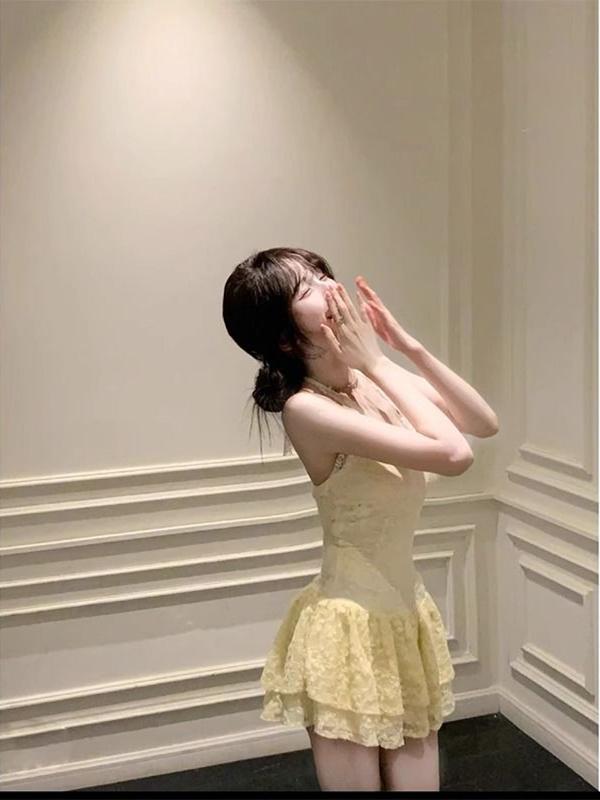 Irregular Butterfly Hollow-Out Halter Lace Dress – Women's Layered Two-Piece Set for Spring & Autumn, Sweet & Spicy Style Irregular Butterfly Hollow-Out Halter Lace Dress – Women's Layered Two-Piece Set for Spring & Autumn, Sweet & Spicy Style