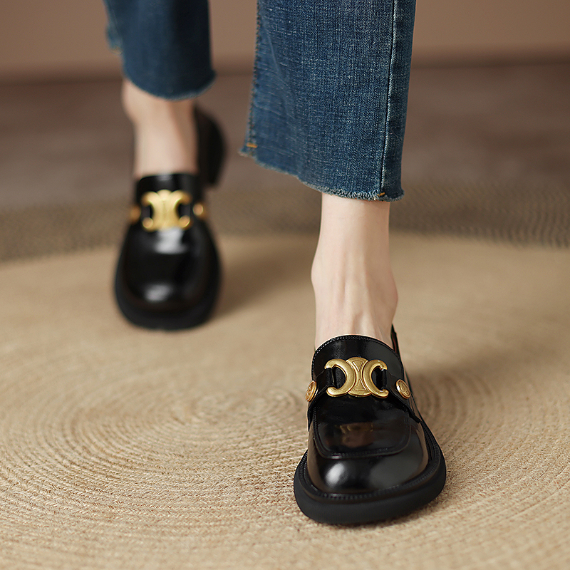 Italian-Style Soft-Soled Genuine Leather Round-Toe Loafers with Metal Buckle for Women - Non-Fatiguing Comfort, Chic Footwear Italian-Style Soft-Soled Genuine Leather Round-Toe Loafers with Metal Buckle for Women - Non-Fatiguing Comfort, Chic Footwear