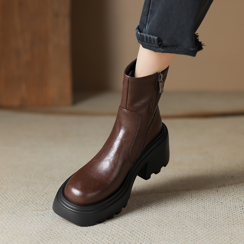 Italian-Style Soft-Soled Non-Fatiguing Thick-Soled Martin Boots for Women in Genuine Leather - 8 cm Height Italian-Style Soft-Soled Non-Fatiguing Thick-Soled Martin Boots for Women in Genuine Leather - 8 cm Height