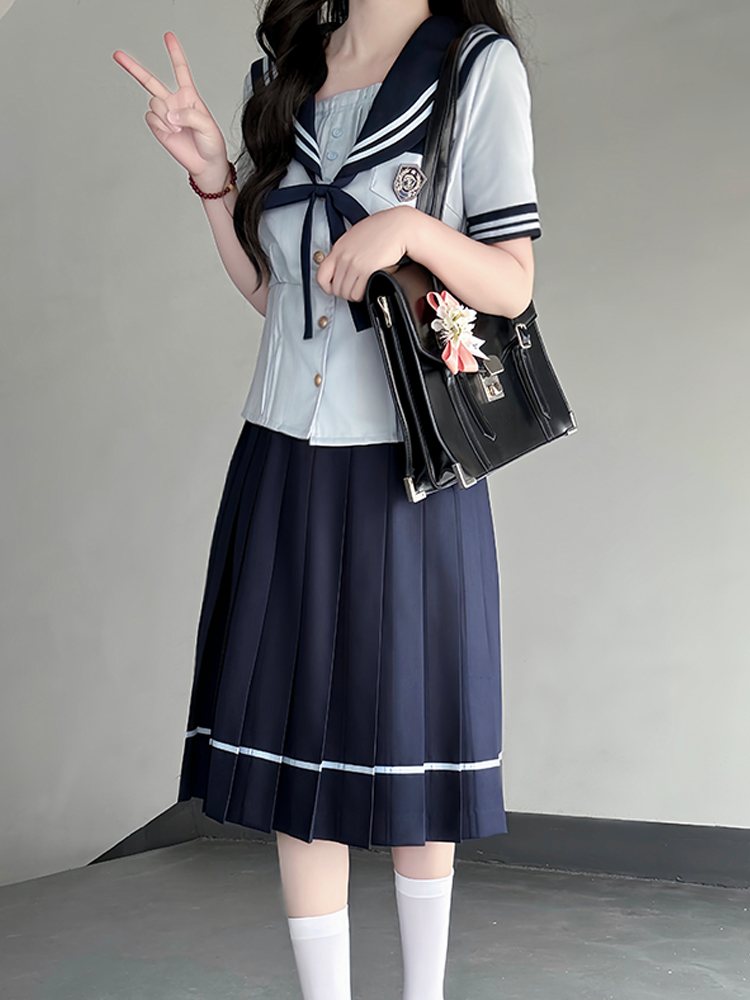 Japanese College Style Sailor Suit with Navy Collar and Waist-Collecting Design - Women's Summer Short Sleeve JK Uniform Set Japanese College Style Sailor Suit with Navy Collar and Waist-Collecting Design - Women's Summer Short Sleeve JK Uniform Set