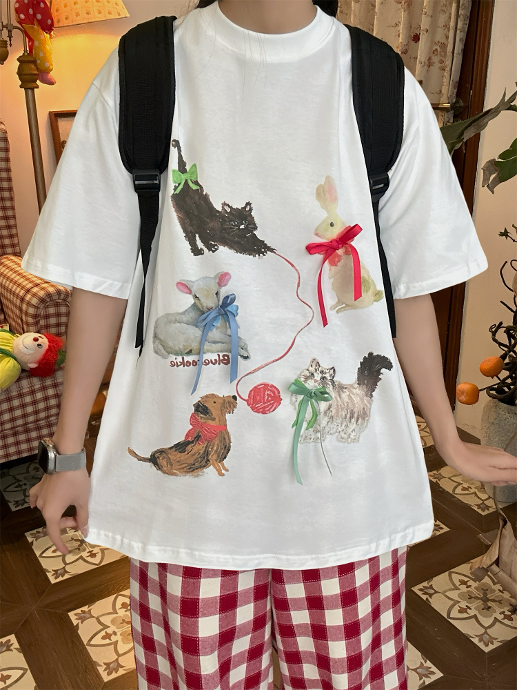 Japanese Retro Cute Cat Print Short Sleeve T-Shirt for Women with Bow and Round Neck - Fun Y2K Style Loose Fit Top Japanese Retro Cute Cat Print Short Sleeve T-Shirt for Women with Bow and Round Neck - Fun Y2K Style Loose Fit Top