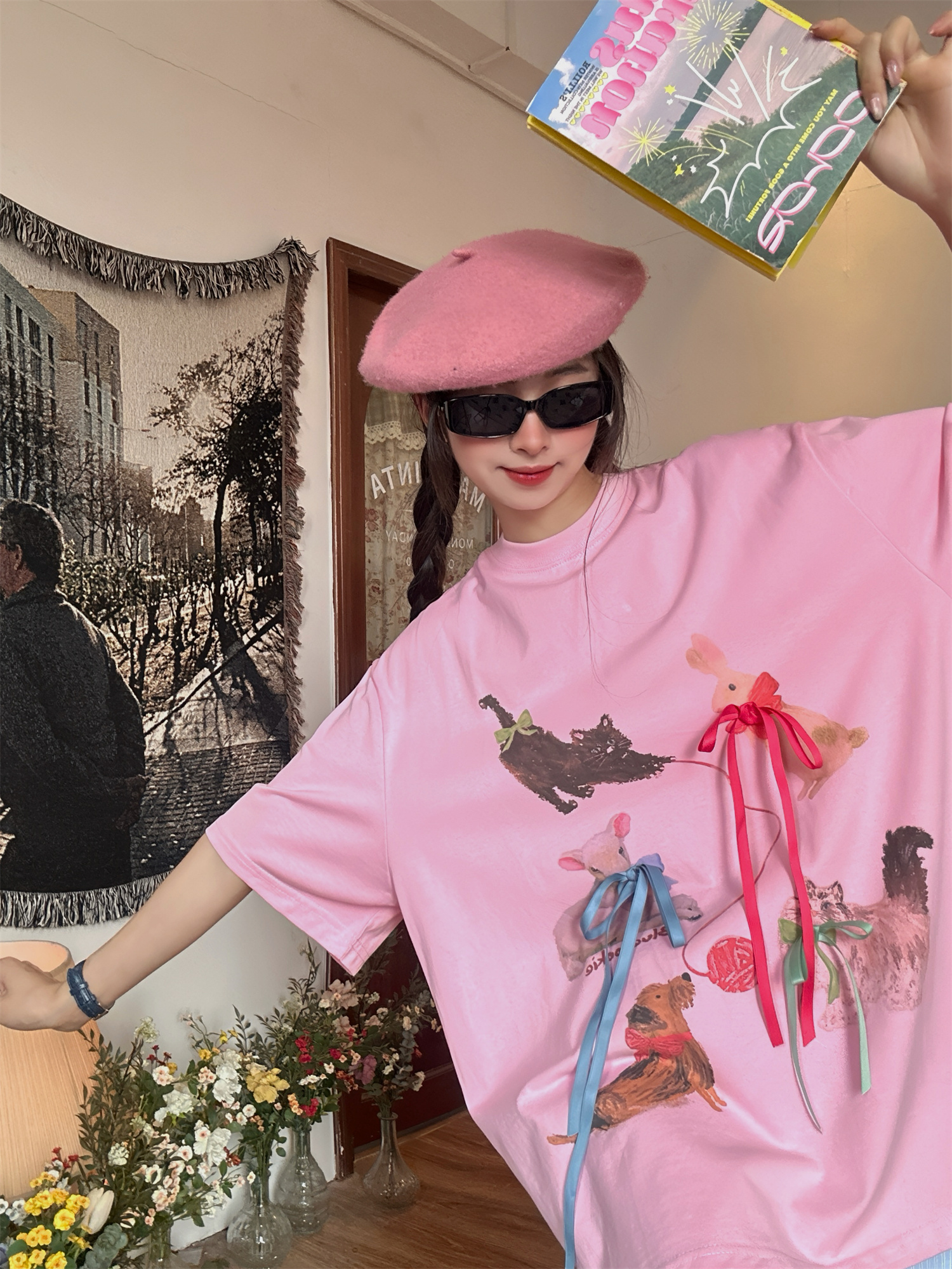 Japanese Retro Cute Cat Print Short Sleeve T-Shirt for Women with Bow and Round Neck - Fun Y2K Style Loose Fit Top Japanese Retro Cute Cat Print Short Sleeve T-Shirt for Women with Bow and Round Neck - Fun Y2K Style Loose Fit Top