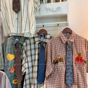 Japanese Retro Wide Bow Tie with Trendy Cartoon Print - Handmade Vintage Casual Korean Style Accessory