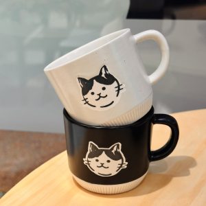 Japanese-Style Cute Cat Coffee Mug, Retro Ceramic Drinking Cup for Home, Ideal Oatmeal Mug for Girls