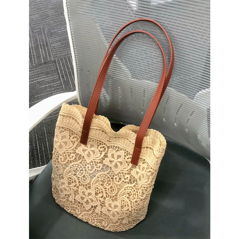 Japanese Style Fairy Lace Single-Shoulder Tote Bag - 2023 Korean Version, Large Capacity, Versatile Artistry for Summer