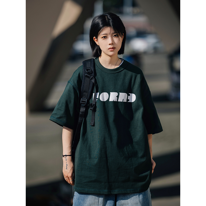 Japanese Style Letter Print Dark Green Short Sleeve T-Shirt for Men - Heavyweight 90s American Trendy Spring/Summer Fashion