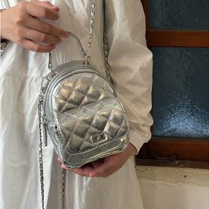 Japanese-Style Mini Backpack with High-End Quilted Chain Design, Unique Fashion Accessory for Trendy Styles