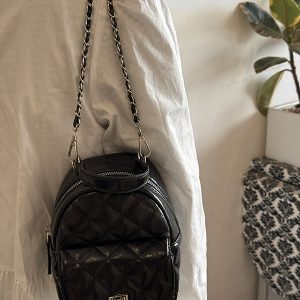 Japanese-Style Mini Backpack with High-End Quilted Chain Design, Unique Fashion Accessory for Trendy Styles