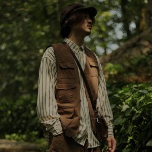 Japanese-Style Multi-Pocket Work Vest for Men - Retro Loose Sleeveless Functional Jacket, Urban Layered Fashion