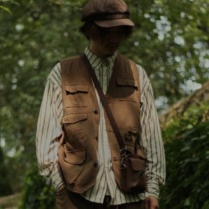 Japanese-Style Multi-Pocket Work Vest for Men - Retro Loose Sleeveless Functional Jacket, Urban Layered Fashion