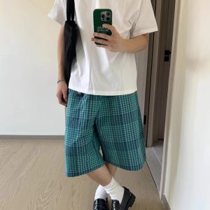 Japanese-Style Retro Blue Check Loose Shorts for Men and Women - Summer High Street Casual Five-Point Shorts, Couples' Versatile Fashion